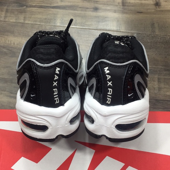 NIKE W AIR MAX TAILWIND IV NRG black/white-black - Picture 11 of 16
